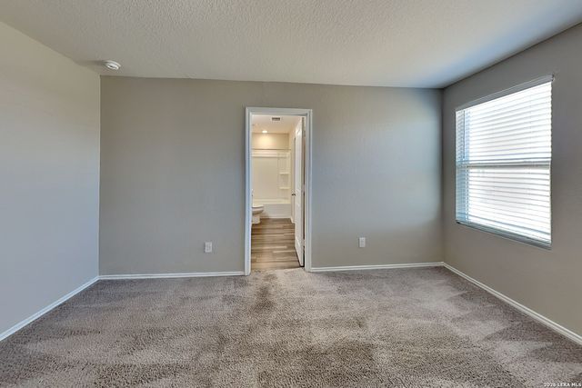 13525 Sunrise Meadow, St Hedwig, TX 78152