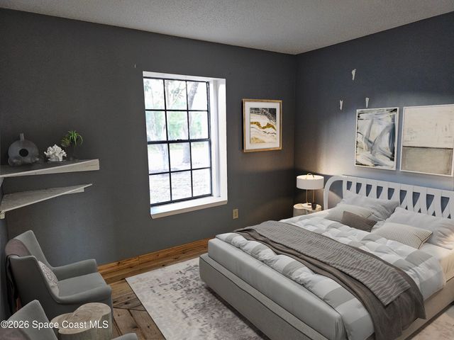 729 Hawkins Avenue SW, Palm Bay, FL 32908