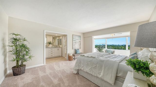 1750 BENJAMIN FRANKLIN DRIVE 5F, Sarasota, FL 34236