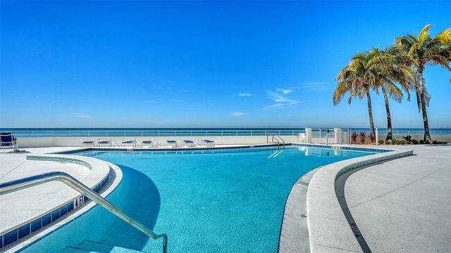 1750 BENJAMIN FRANKLIN DRIVE 5F, Sarasota, FL 34236