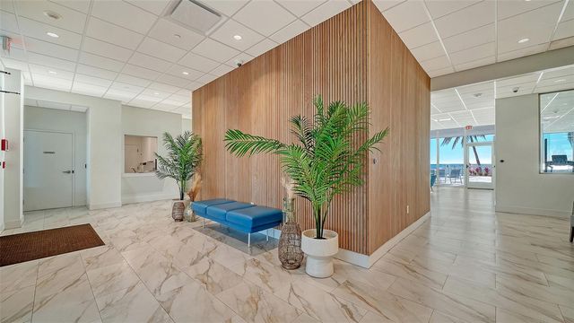 1750 BENJAMIN FRANKLIN DRIVE 5F, Sarasota, FL 34236