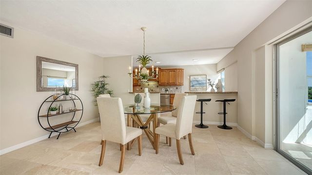 1750 BENJAMIN FRANKLIN DRIVE 5F, Sarasota, FL 34236
