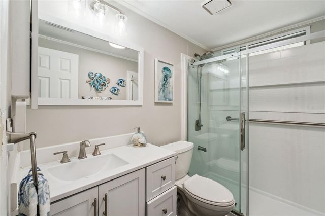 301 LAKEVIEW DRIVE, Osteen, FL 32764