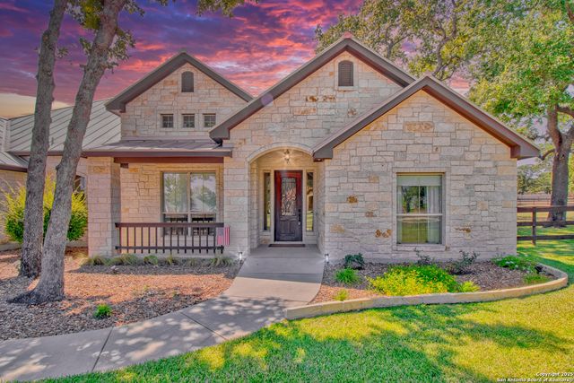 113 ELK RUN, La Vernia, TX 78121
