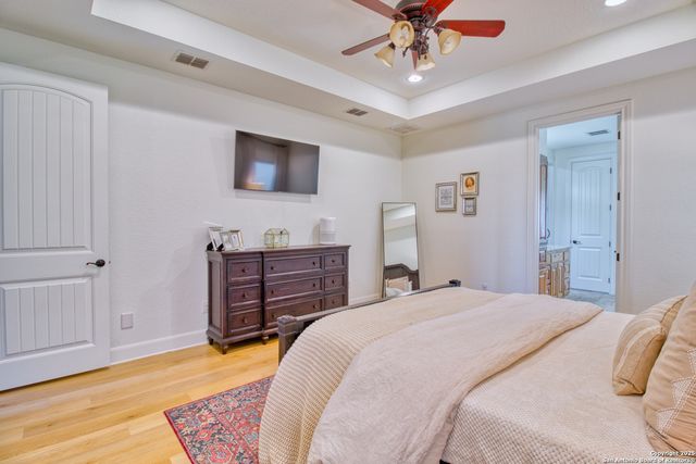 113 ELK RUN, La Vernia, TX 78121