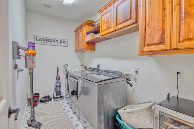 113 ELK RUN, La Vernia, TX 78121