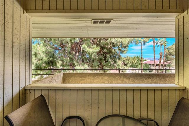 2812 N Auburn Court 206, Palm Springs, CA 92262