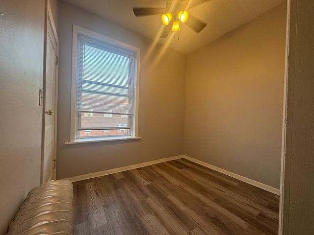 3020 S Laramie Avenue 2F, Cicero, IL 60804