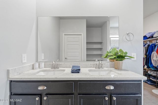 7170 S Portugal Avenue, Tucson, AZ 85757