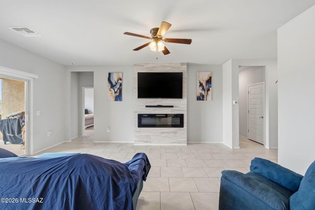 7170 S Portugal Avenue, Tucson, AZ 85757