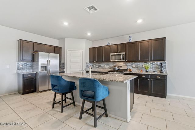 7170 S Portugal Avenue, Tucson, AZ 85757