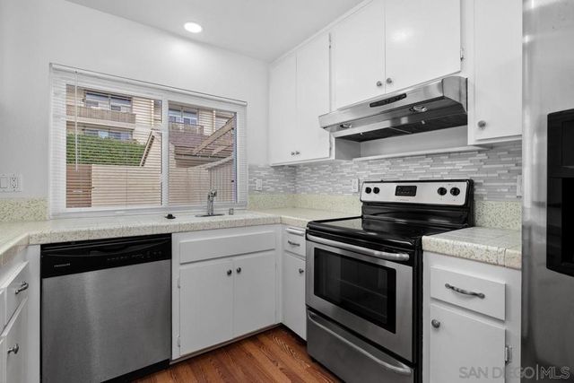 7700 Parkway Dr 38, La Mesa, CA 91942