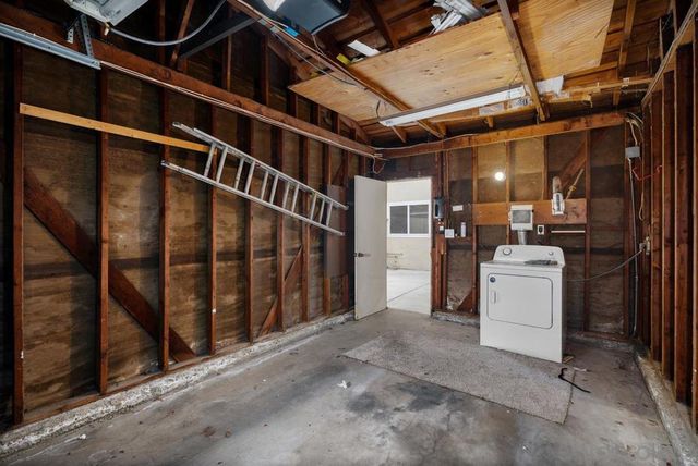 7700 Parkway Dr 38, La Mesa, CA 91942