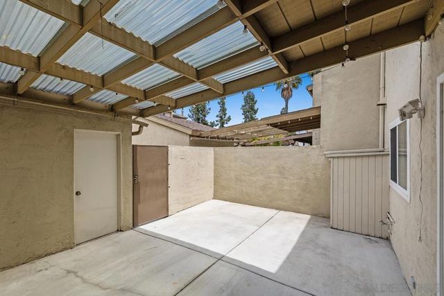 7700 Parkway Dr 38, La Mesa, CA 91942