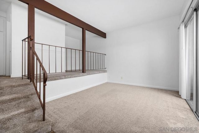 7700 Parkway Dr 38, La Mesa, CA 91942