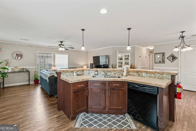 41 Bob White Lane, Newnan, GA 30263