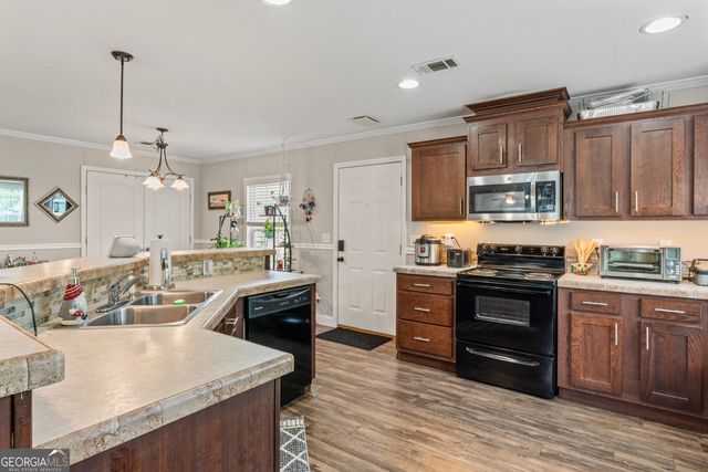 41 Bob White Lane, Newnan, GA 30263
