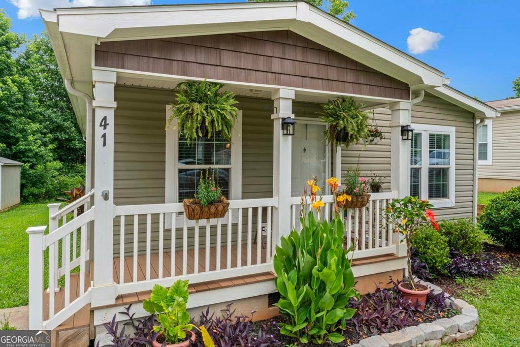 41 Bob White Lane, Newnan, GA 30263