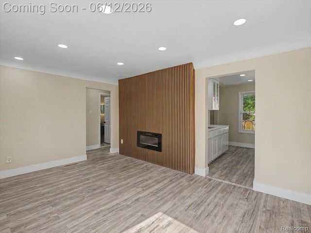 21829 Shakespeare Avenue, Eastpointe, MI 48021