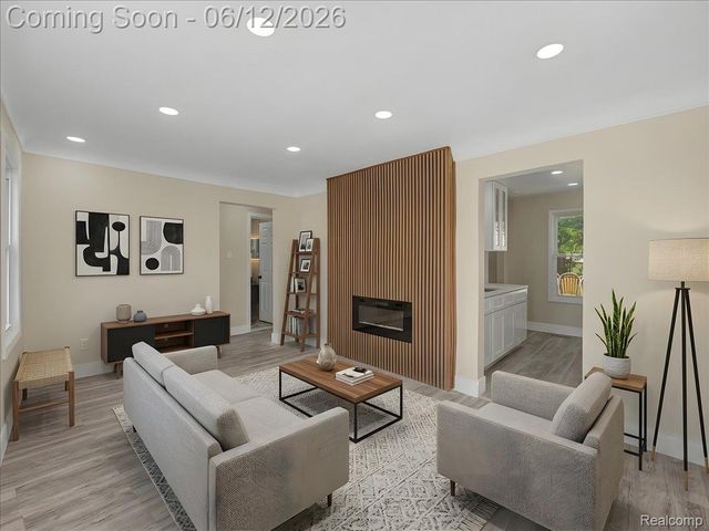 21829 Shakespeare Avenue, Eastpointe, MI 48021