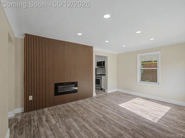 21829 Shakespeare Avenue, Eastpointe, MI 48021