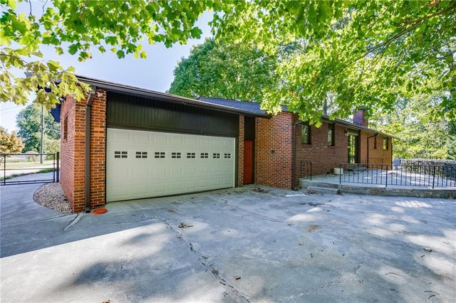 2602 Cosmos Court NE, Atlanta, GA 30345
