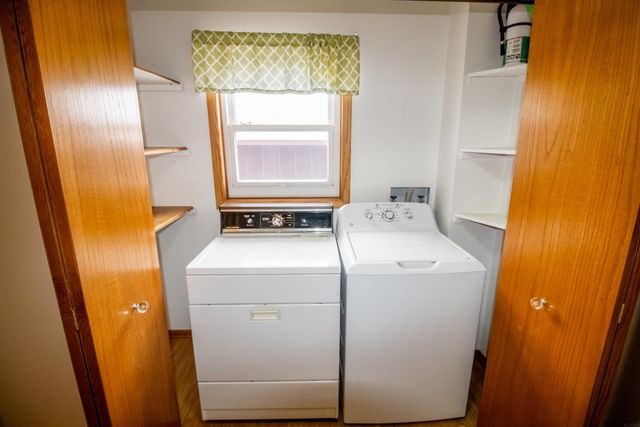 2122 Bicentennial Drive, Cedar Falls, IA 50613