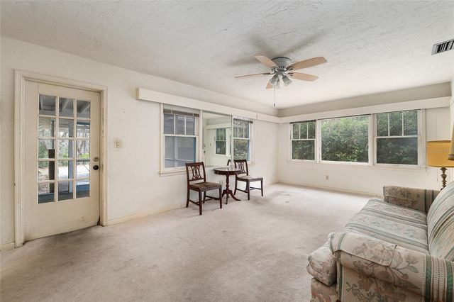 1930 NW 8TH AVENUE, Gainesville, FL 32603