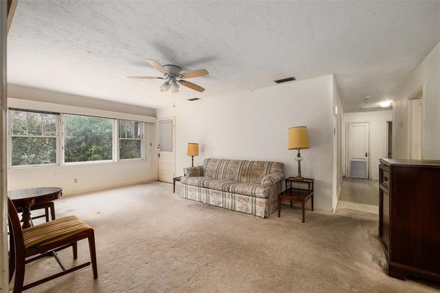 1930 NW 8TH AVENUE, Gainesville, FL 32603