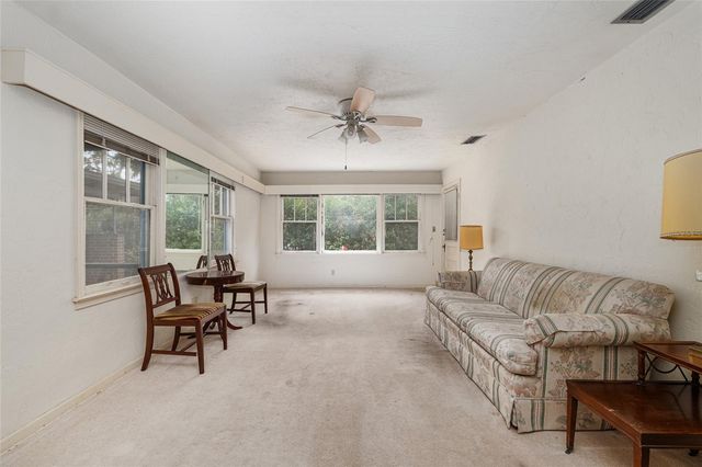 1930 NW 8TH AVENUE, Gainesville, FL 32603