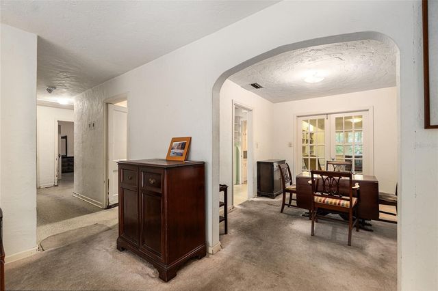 1930 NW 8TH AVENUE, Gainesville, FL 32603