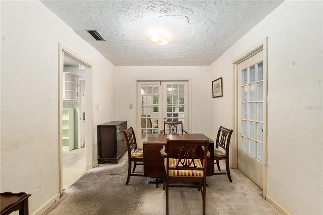 1930 NW 8TH AVENUE, Gainesville, FL 32603