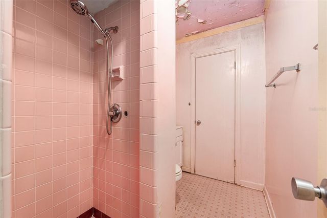 1930 NW 8TH AVENUE, Gainesville, FL 32603