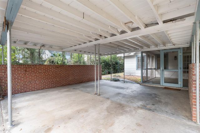 1930 NW 8TH AVENUE, Gainesville, FL 32603