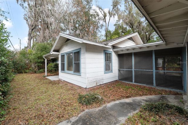 1930 NW 8TH AVENUE, Gainesville, FL 32603