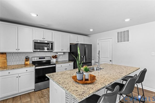 7019 Blue Stem Court, New Kent, VA 23124