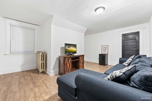 29 Warrington Place, East Orange, NJ 07017