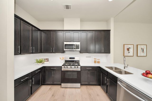 1703 Benbow Oak Place, Houston, TX 77080