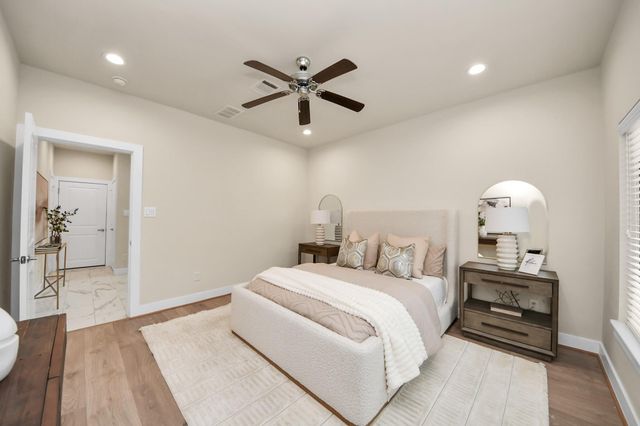 1703 Benbow Oak Place, Houston, TX 77080
