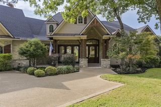 228 Katy Lake Drive, Waxahachie, TX 75165