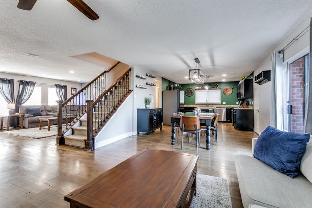 909 Orchid Drive, Lewisville, TX 75067