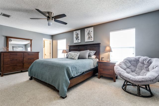 909 Orchid Drive, Lewisville, TX 75067