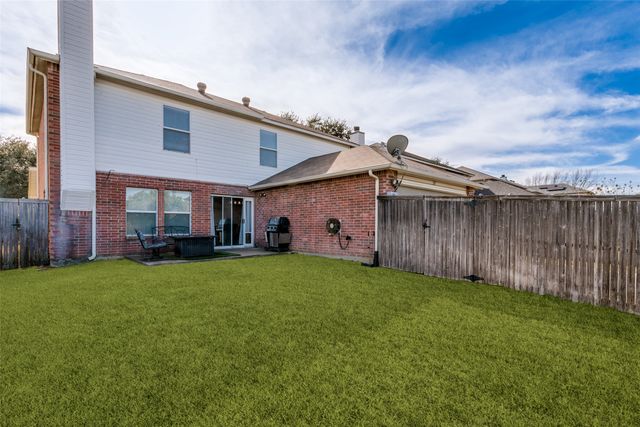 909 Orchid Drive, Lewisville, TX 75067