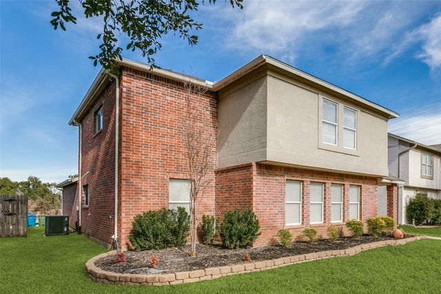 909 Orchid Drive, Lewisville, TX 75067