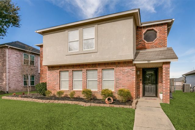 909 Orchid Drive, Lewisville, TX 75067