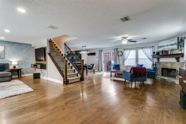 909 Orchid Drive, Lewisville, TX 75067