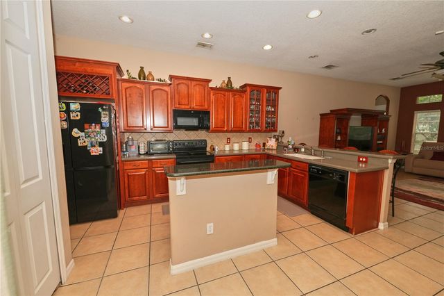 5058 OTTERS DEN TRAIL, Sanford, FL 32771