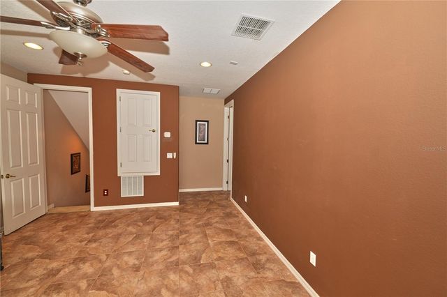 5058 OTTERS DEN TRAIL, Sanford, FL 32771