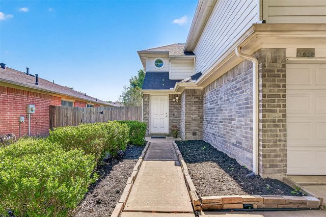 4618 Hawk Meadow Drive, Katy, TX 77449