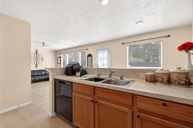 4618 Hawk Meadow Drive, Katy, TX 77449